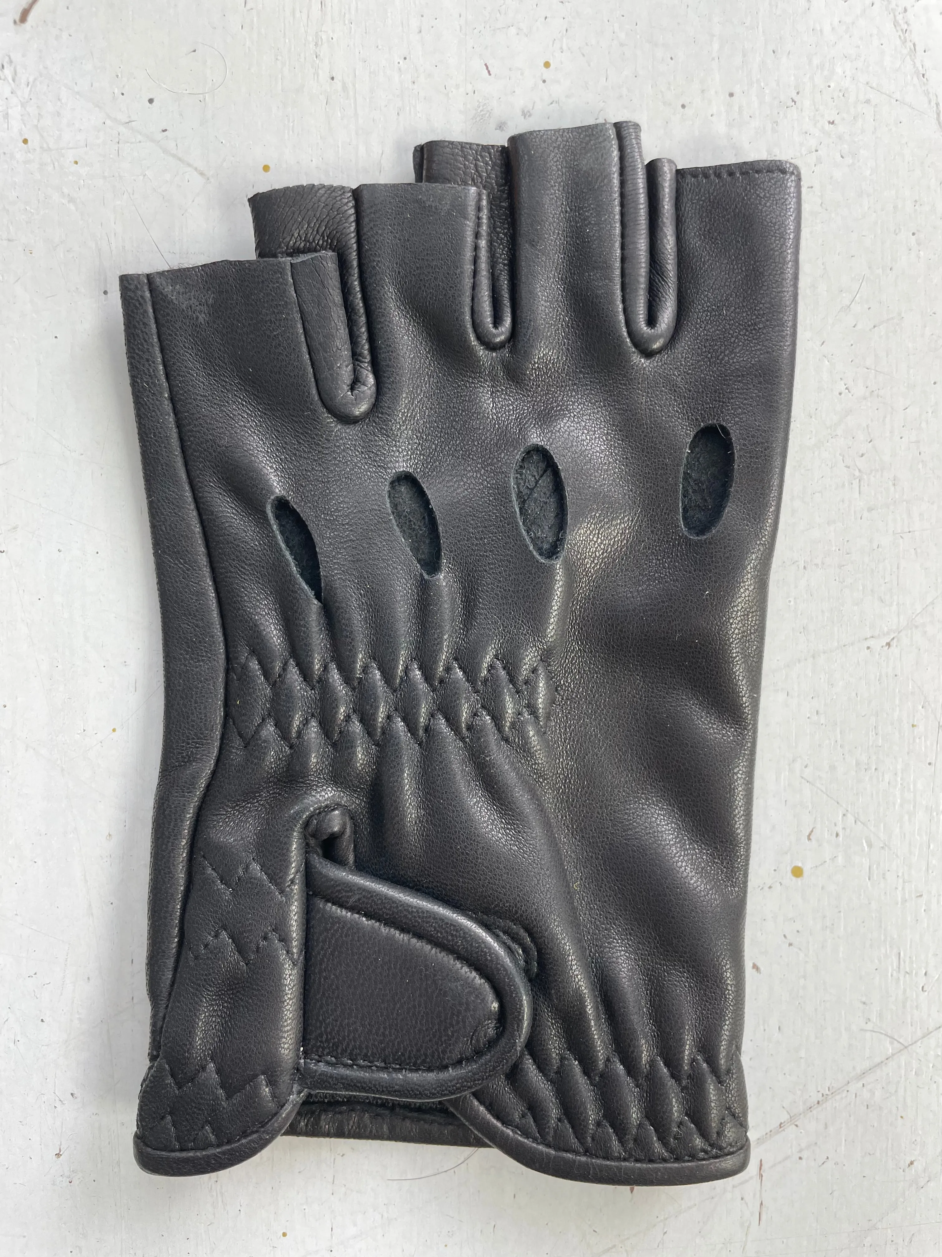 Ines Vintage - Fingerless Fashion Leather Driving Gloves